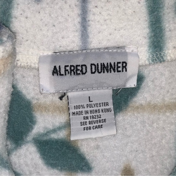 v i n t a g e :: Oversized Floral Pastel Zippered Fleece Jacket - Picture 5 of 12